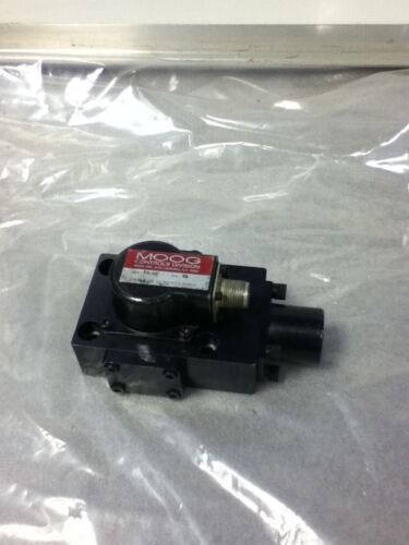 MOOG CONTROLS DIVISION 73-116 VALVE