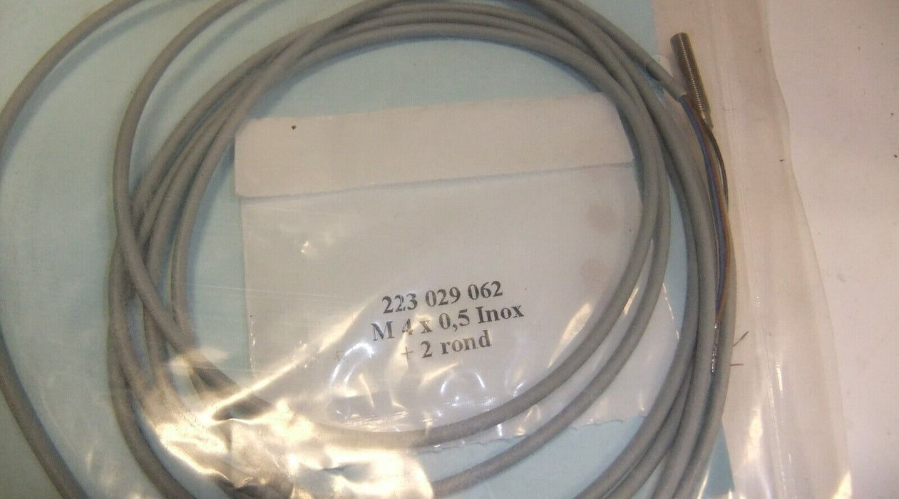 Contrinex Inductive Sensor DW-AD-303-M4