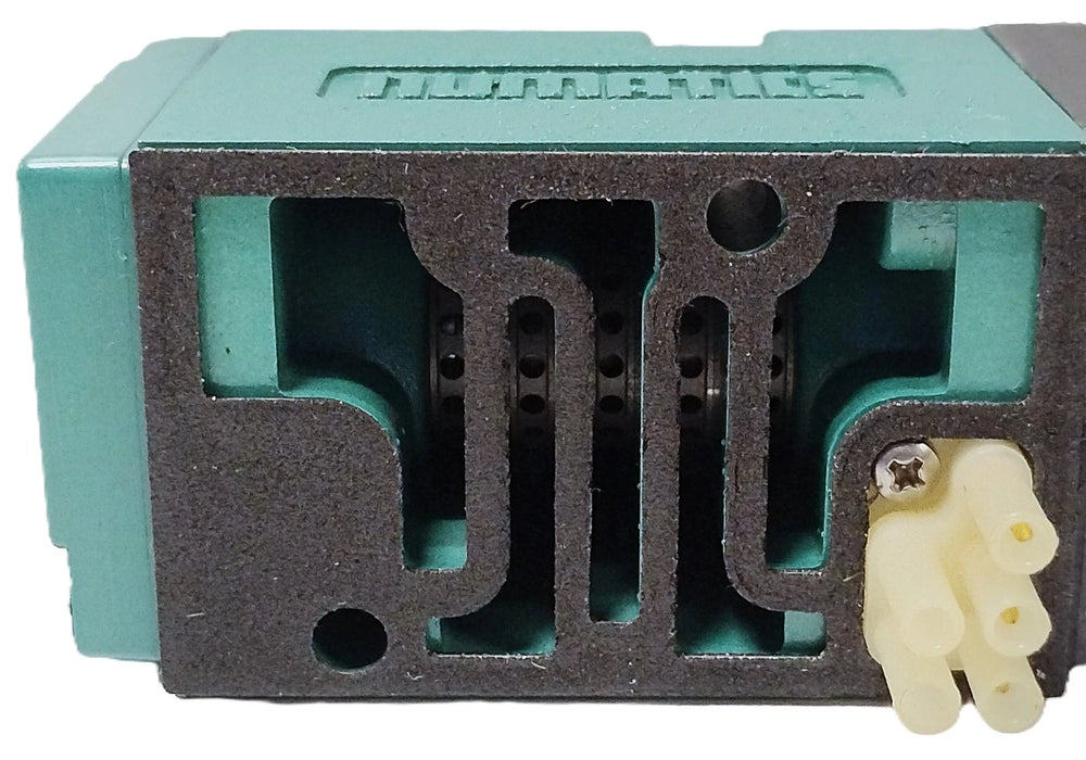Numatics 081SA400M000061 Pneumatic Solenoid Valve w/ 24 V DC Coil