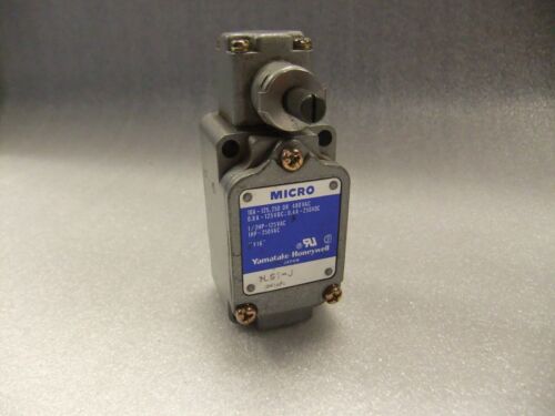 Yamatake Honeywell 1LS1-J MICRO Rotary Limit Switch No Lever Arm