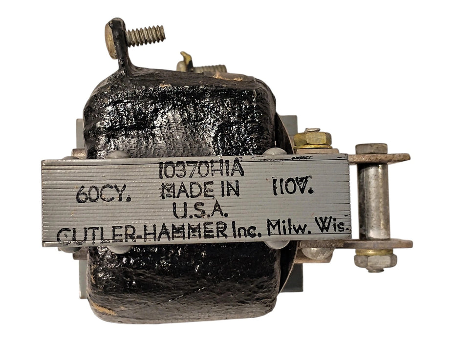 Cutler-Hammer 10370HI Size A 110 V AC Pull-Type Linear Solenoid