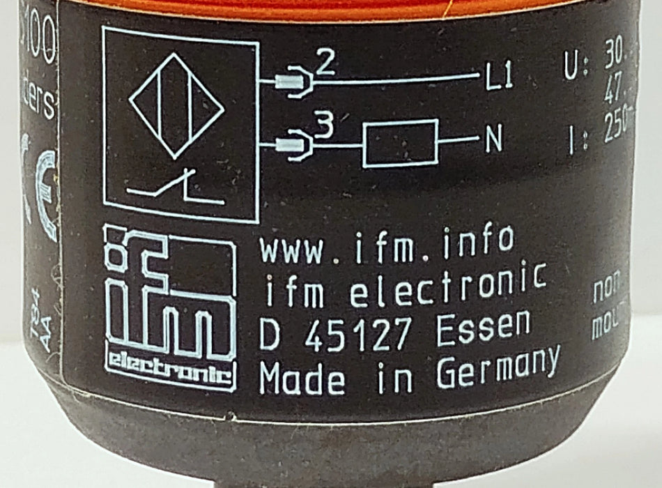Efector KNM30NPKBBOW/LS100 KN0006 30-250 V AC Capacitive Sensor
