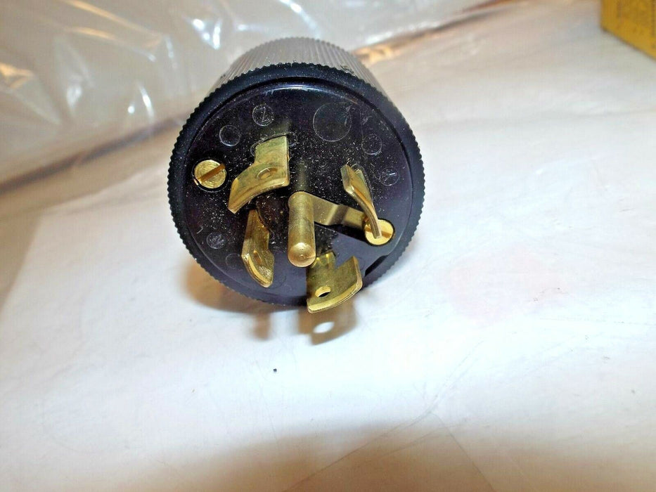 Hubbell Twist Lock Plug 3521