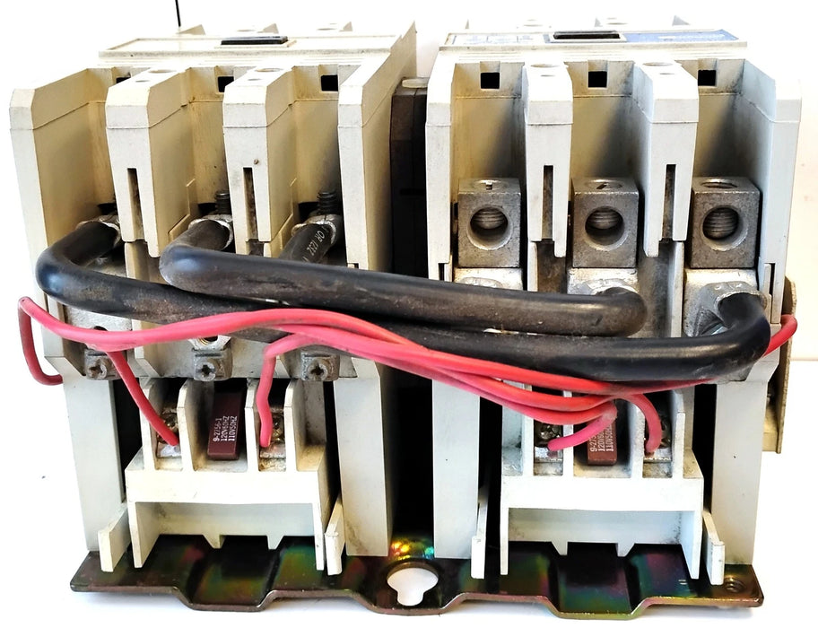 Cutler-Hammer CN55KN3A 110/120 VAC 90A Size 3 Freedom Series Reversing Contactor