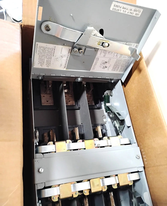 Siemens V7F3644 600 V AC 200-200 A 3 P Vacu-Break Double Branch Safety Switch