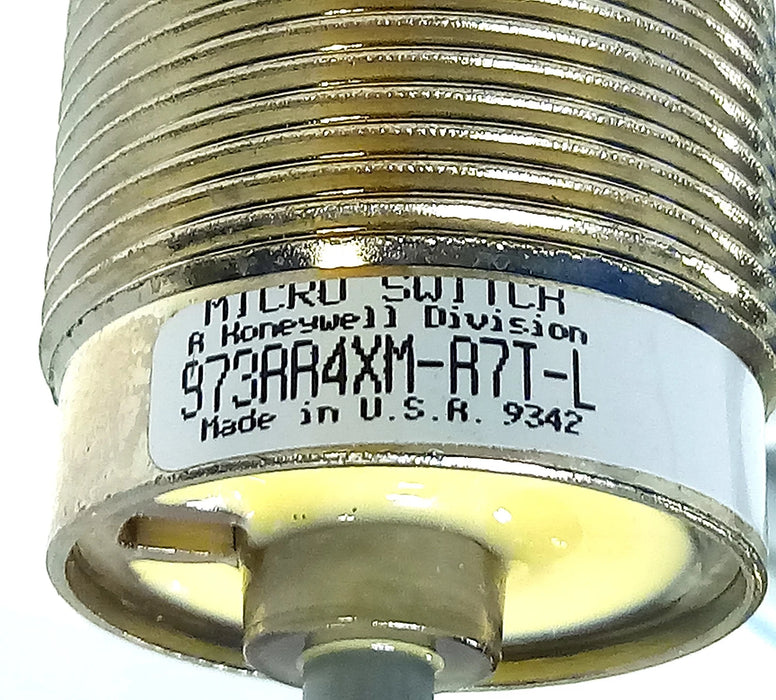 Honeywell 973AA4XM-A7T-L MICRO SWITCH 20-250 V AC Inductive Proximity Sensor