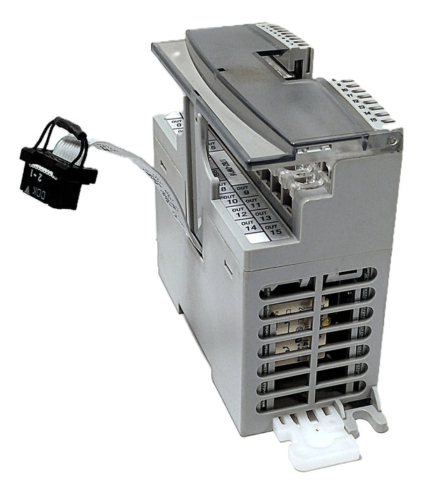 Allen-Bradley 1762-OW16 Ser B Rev A PLC Output Module