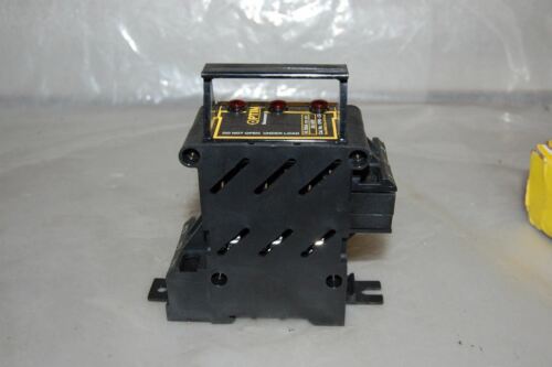 Bussmann FUSE BLOCK OPM-CC