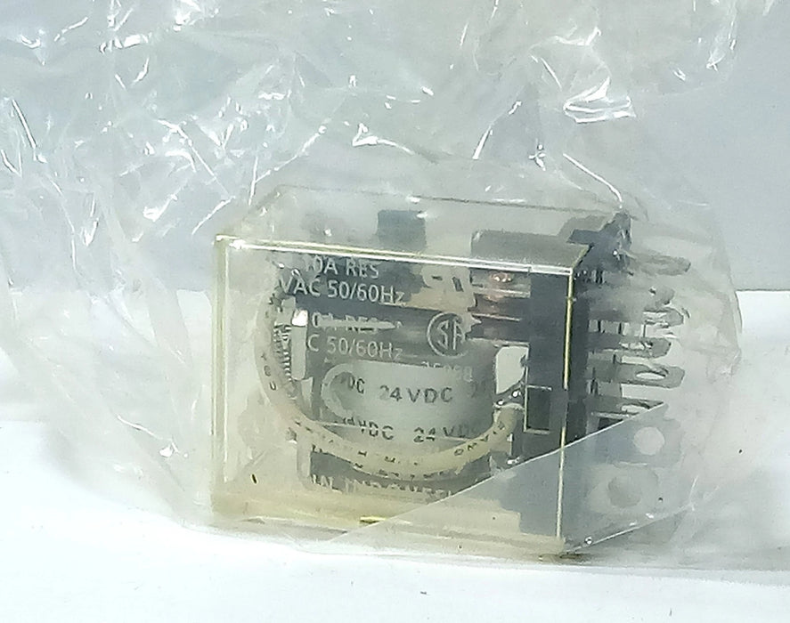 Allen Bradley 700-HF32Z24 Series C 10A DPDT 8-Pin Ice Cube Relay w/ 24 V DC Coil