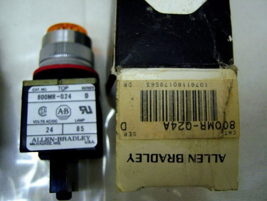 Lot of 2 Allen-Bradley Pilot Lights 800MR-P16 800MR-Q24A