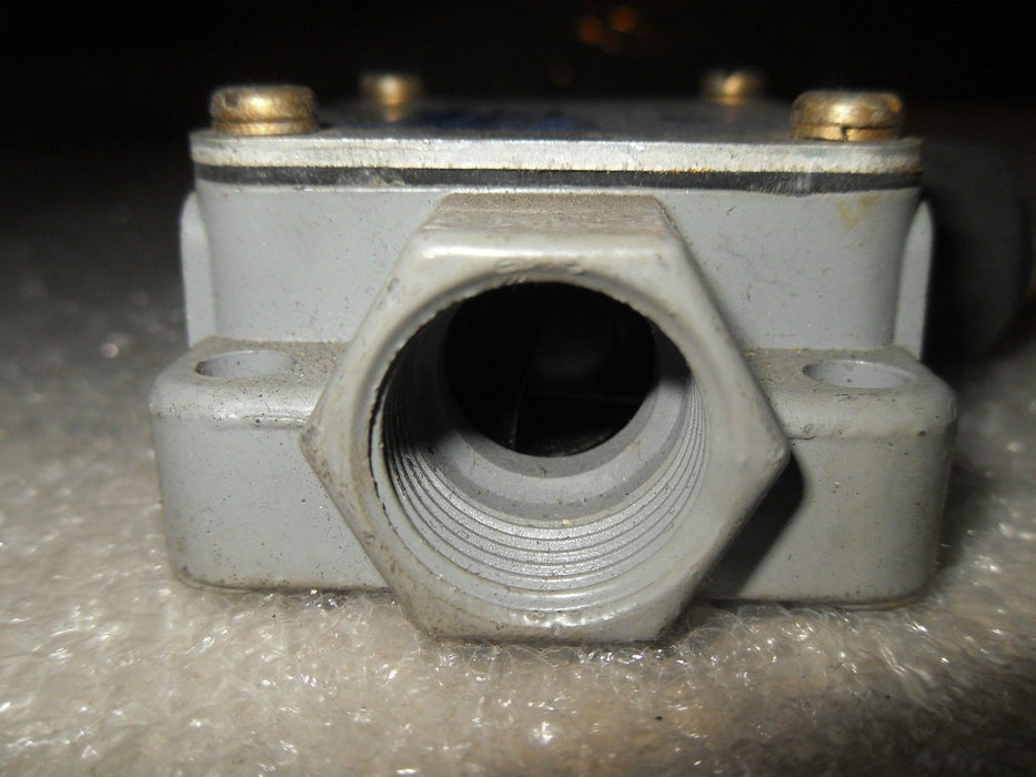 1 Honeywell MICRO SWITCH BAF1-2RQ3-LH LIMIT SWITCH