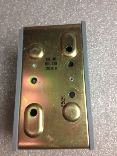 Allen-Bradley 800-1Sb Series M Momentary Start Switch