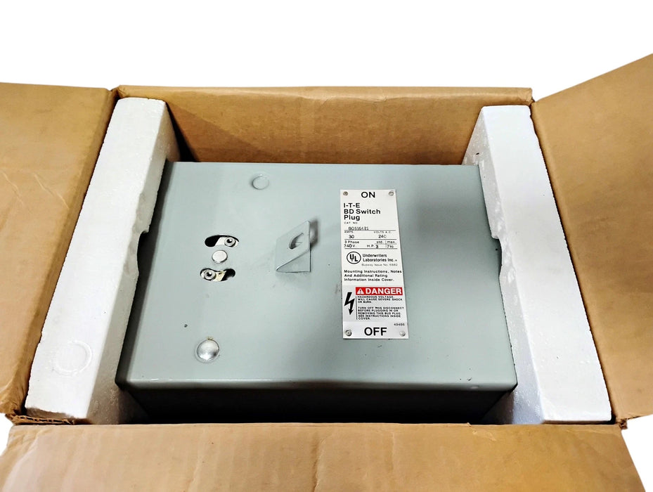 Siemens BOS16421 240 V 30 A 3 P Fusible BD Bus Plug