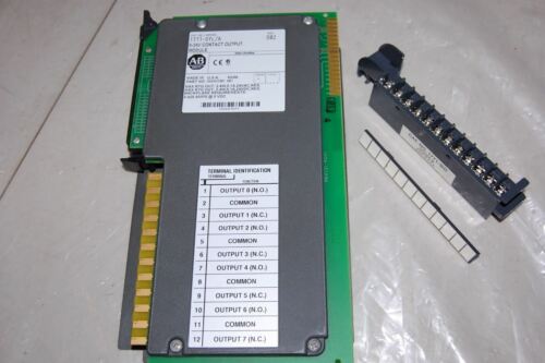 Allen-Bradley 1771-OYL CONTACT OUTPUT MODULE