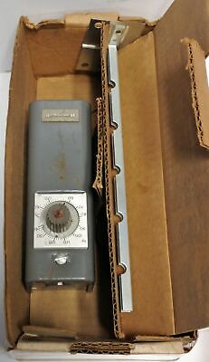 Honeywell T678A-1445 Temperature Controller