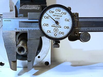 Lenze MCS 06I60LRS0P1-A11N-ST5S00N-R2SU 150 V 3.6 A 1 HP 6000 RPM Servo Motor