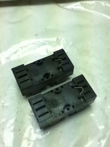 2 Allen-Bradley 700-HN103 Series B Blade Socket Bases