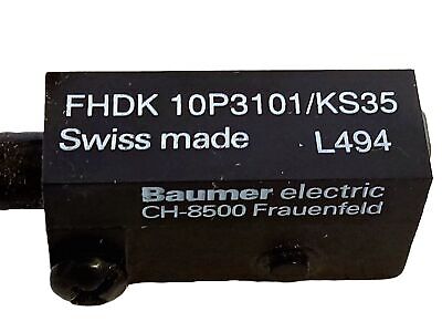 Baumer FHDK 10P3101/KS35 10-30 VDC Photoelectric Sensor w/ Adjustable Range