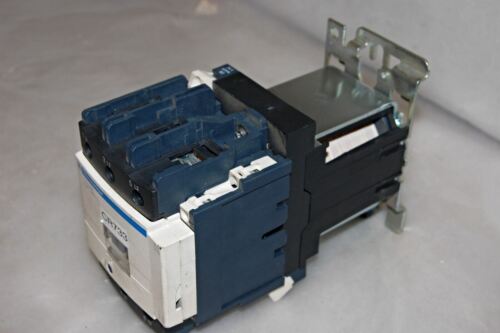 Telemecanique LC1 D8011 B6 Contactor 24V
