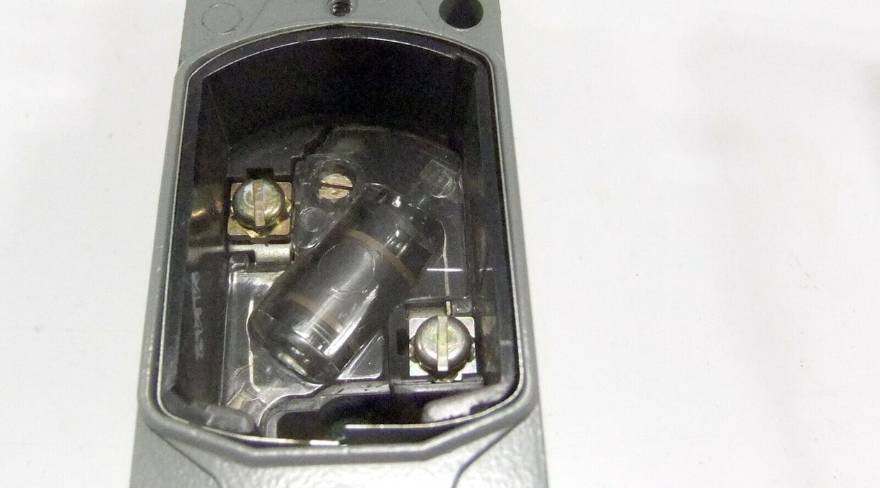 Allen-Bradley Limit Switch 802R-H1C