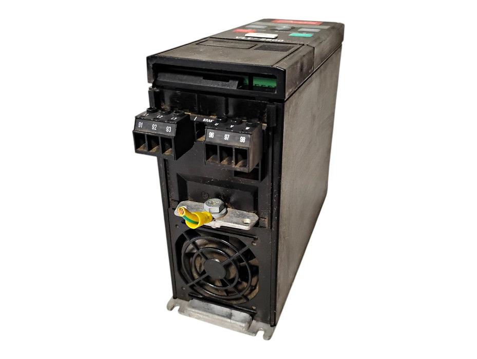 Danfoss 178B1434 380-480 V 1.9 A 0.75 kW 1 HP Variable Frequency Drive