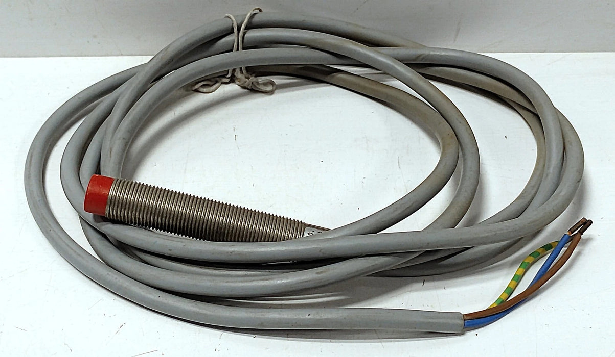 Allen-Bradley 872C-A4N12-A2 20-250 V AC Inductive Proximity Sensor