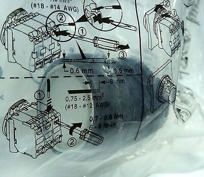 Allen-Bradley 800FP-LF7PN3WX10 White/Clear Illuminated LED Momentary Pushbutton