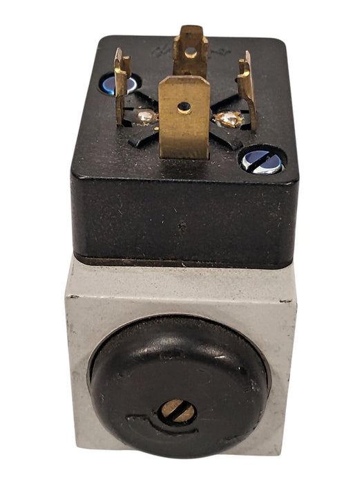 Festo PEV-1/4-B 10773 15-175 psi 125VDC/250VAC Pressure Switch