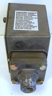Barksdale E1H-H90 125/250/480 V AC 10 A 3-90 psi Pressure Switch