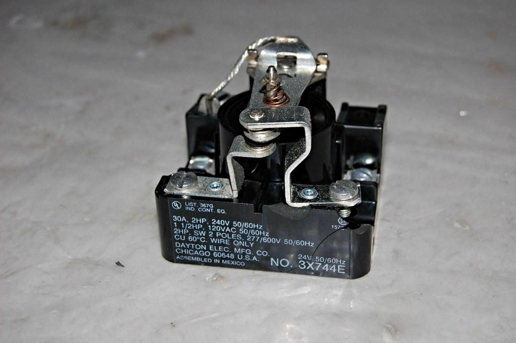 DAYTON 3X744E HEAVY DUTY POWER RELAY
