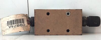 Vickers DGMFN-5-Y-A2H-B2H-30 315 Bar 4570 PSI Dual Flow Control Valve