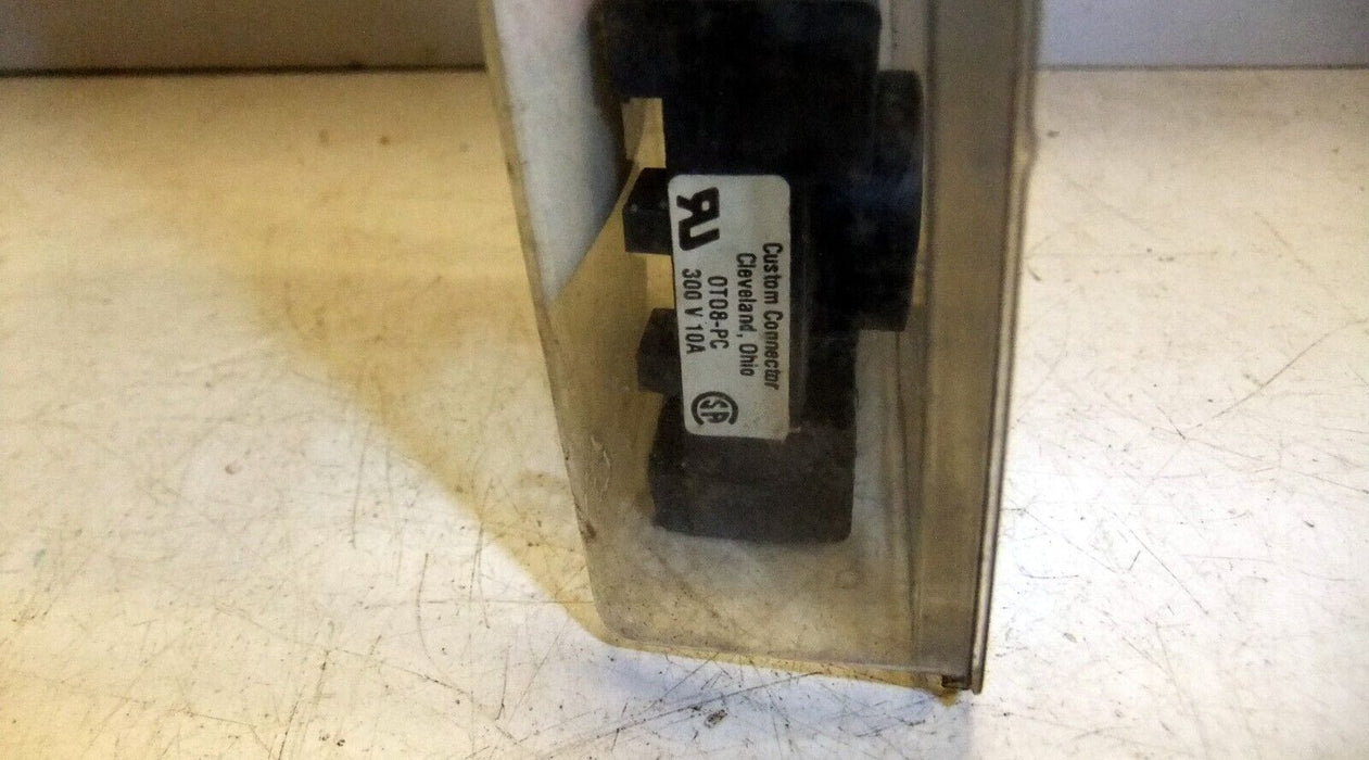 Red Lion 8 Pin Base SKTDIN00