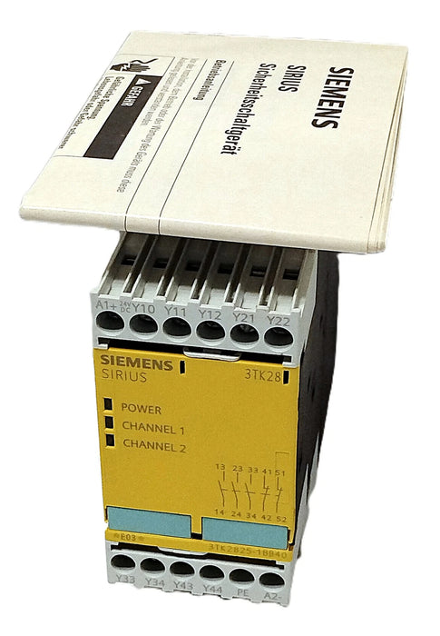 Siemens 3TK2825-1BB40 SIRIUS 230 V AC 6 A 2 Channel Safety Relay w/ 24 V DC Coil