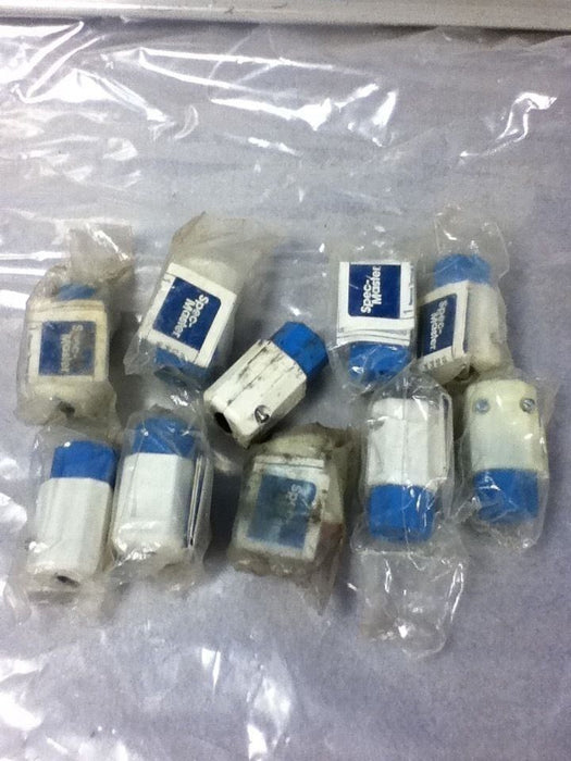 LOT OF 10 SPEC-MASTER 15A & 20A CONNECTORS