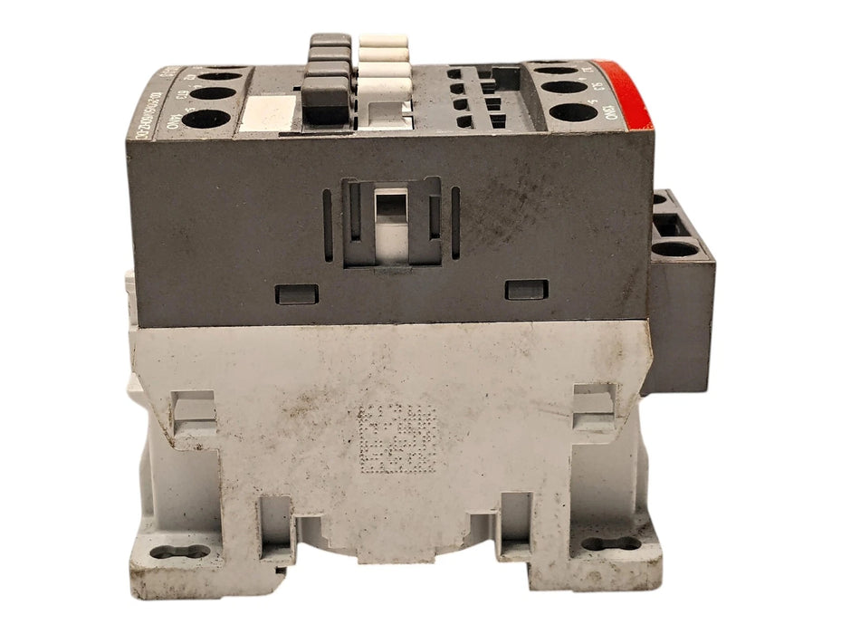 ABB AF09-30-10-13 690 V 35 A 3-Pole Contactor w/ 100-250 V AC Coil