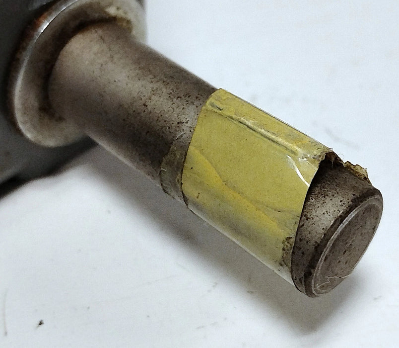 Cutler-Hammer 10316H155-1 NEMA 4 Left Hand Rotating Shaft Limit Switch
