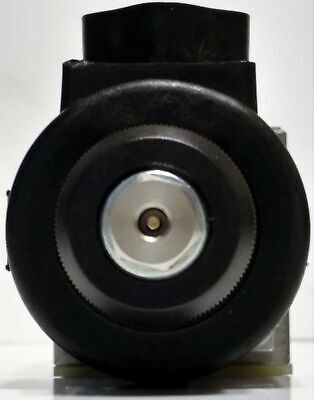Vickers DG4VP-3-105C-VM-UB-10 Poppet-Type Solenoid Valve