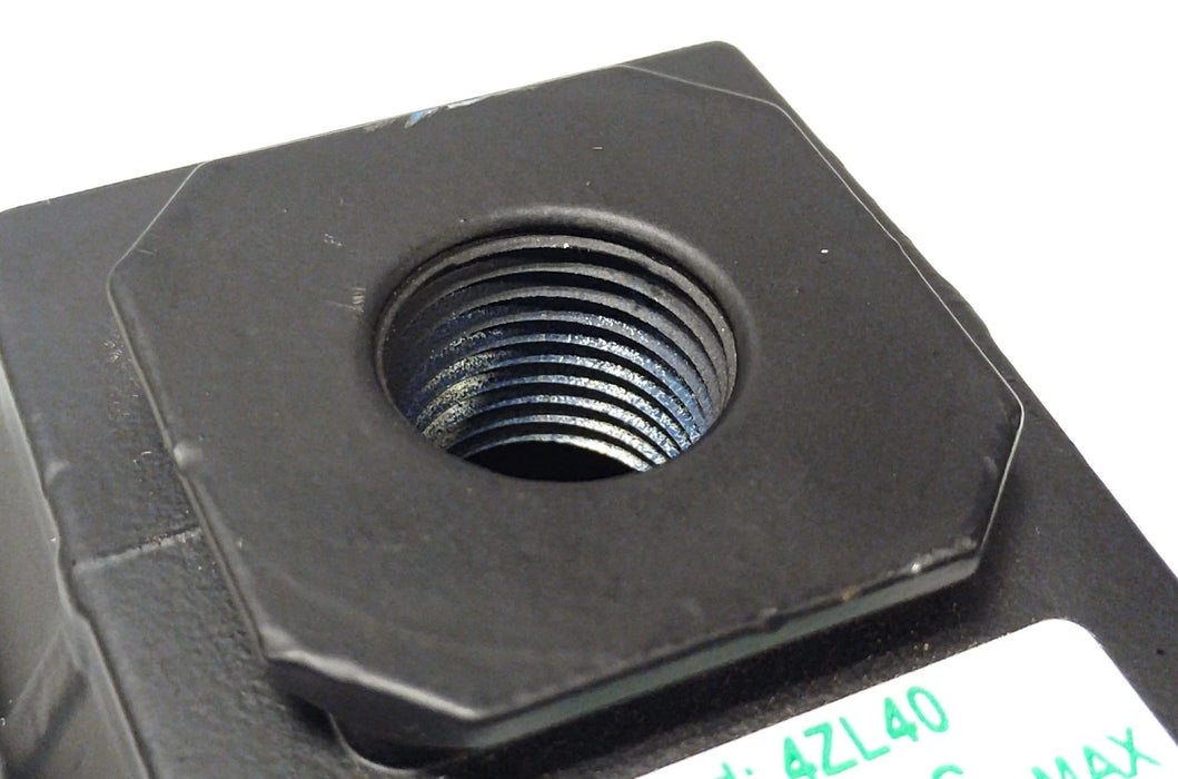 Speedaire 4ZL40 150 psi 3/8 NPT 5 Micron Compressed Air Filter Assembly