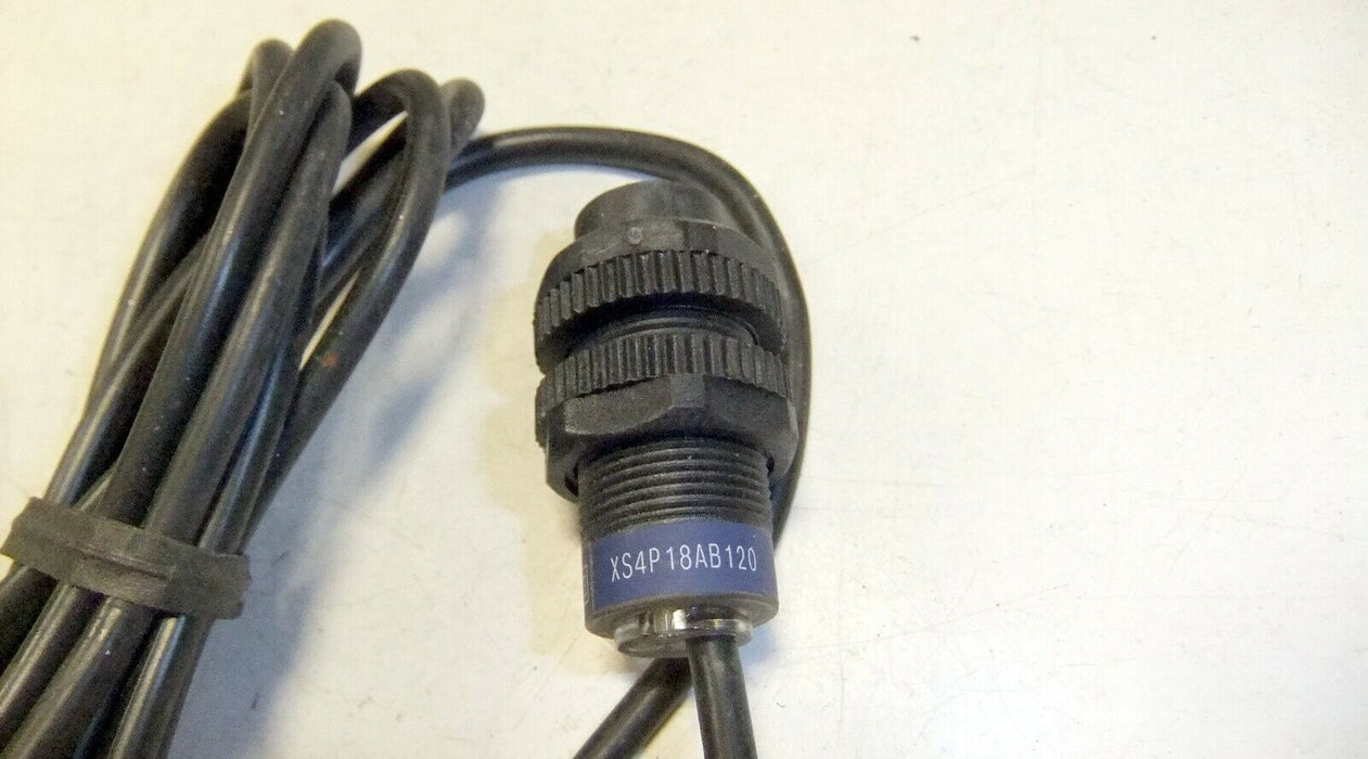 Telemecanique Inductive Sensor XS4P18AB120