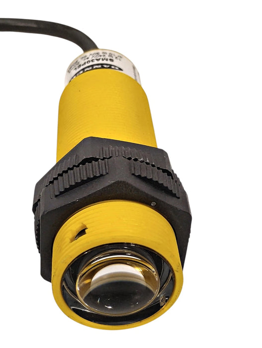 Banner Engineering SMA30PEL 10-30VDC/12-240VAC LED Infrared Proximity Sensor