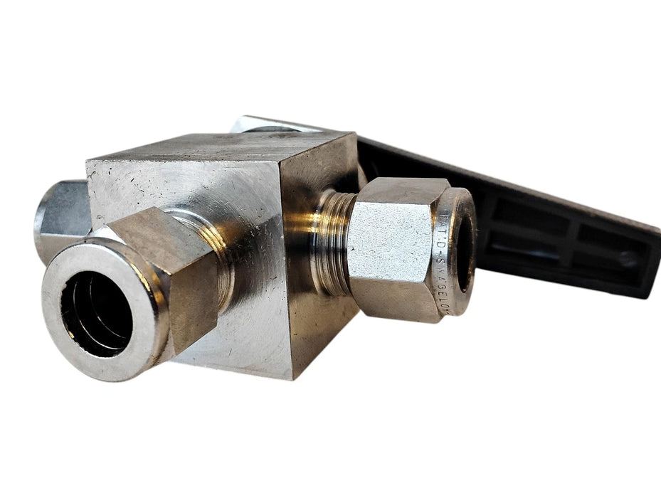 Whitey SS-45XS8 1/2" 3-Way Stainless Steel Ball Valve