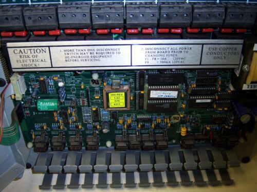 Dunham Bush Microcontroller with Keypad 8 Relays