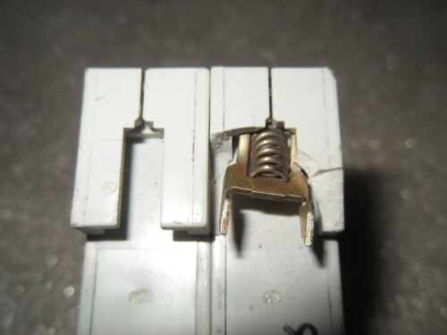 Allen-Bradley 1492-CB2-G070 7A Circuit Breaker