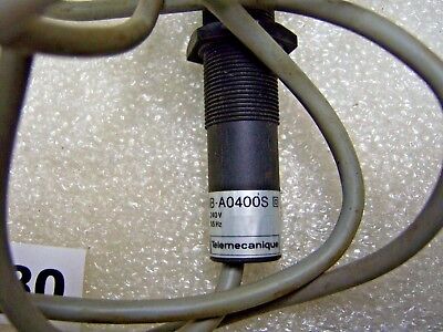Telemecanique XUB-0400S Photoelectric Emitter