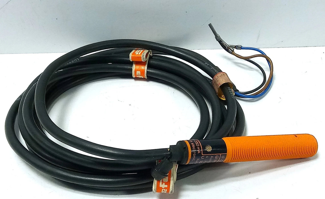 IFM Efector IF-3002-BPKG 10-55 V DC Inductive Proximity Sensor