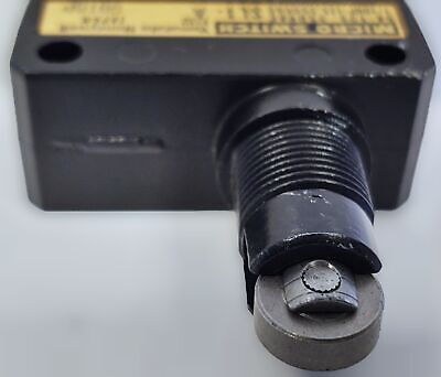 MICRO SWITCH SL1-A Roller Plunger Limit Switch