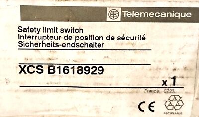 Telemecanique XCS-B1618929 240 V 3 A Safety Keylock Limit Switch