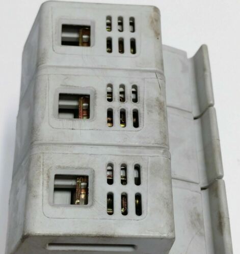 Gould Shawmut US3J3I Triple Fuse Holder