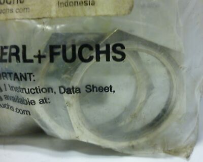 Pepperl NBB10-30GM50-E2-V1 Proximity Sensor