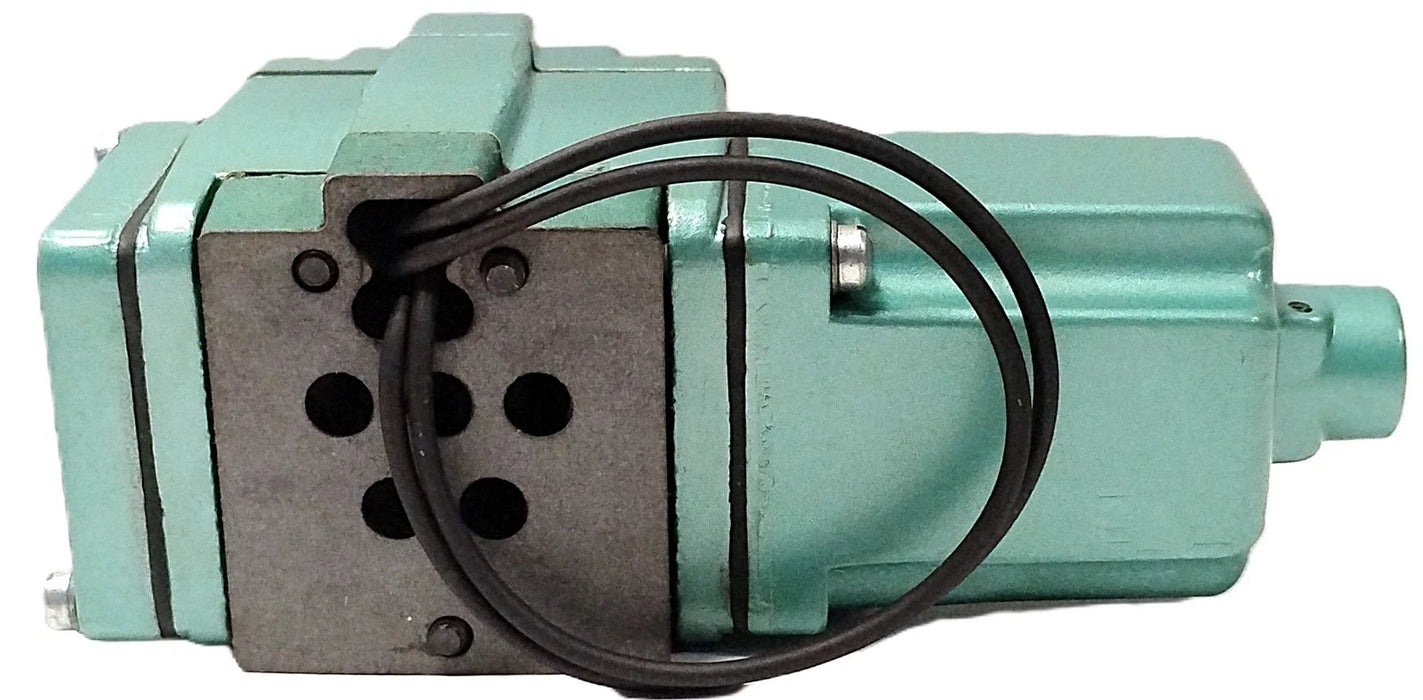 Numatics 12SAD400OA00030 Pneumatic Solenoid Valve w/ 120 V AC Coil